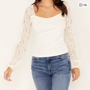 Shyanne ribbed Lace Sleeve White Top